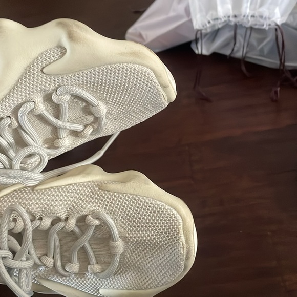 Adidas Yeezy 450 Cloud White - Picture 6 of 6